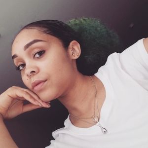 Meet your Posher, Kyra